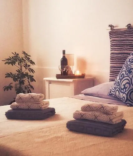 Lina\'S Sweet Home